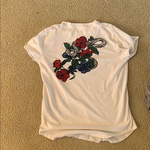 Hollister graphic tee